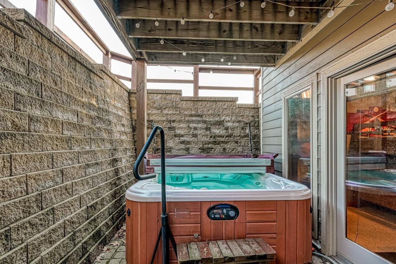 Roze Creek Villa МакХенри Екстериор снимка