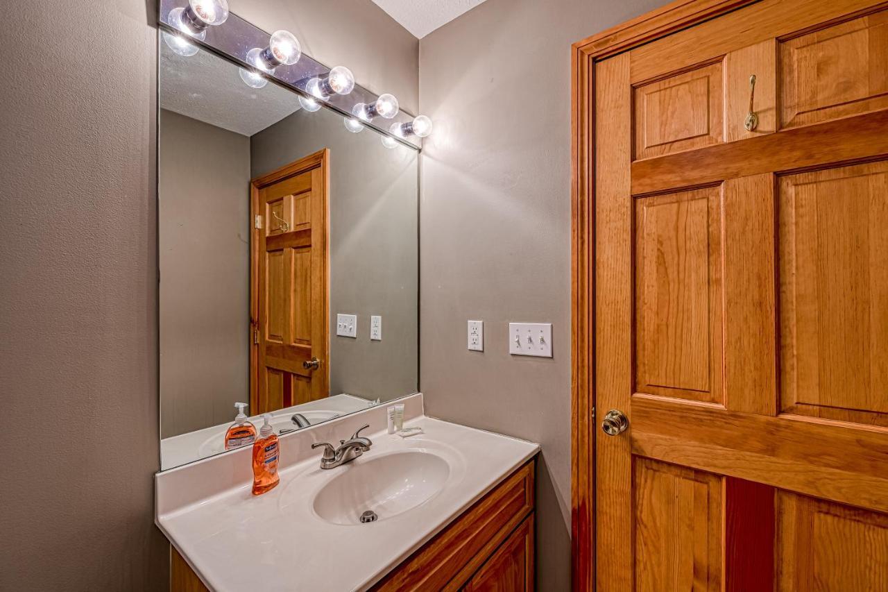 Roze Creek Villa МакХенри Екстериор снимка