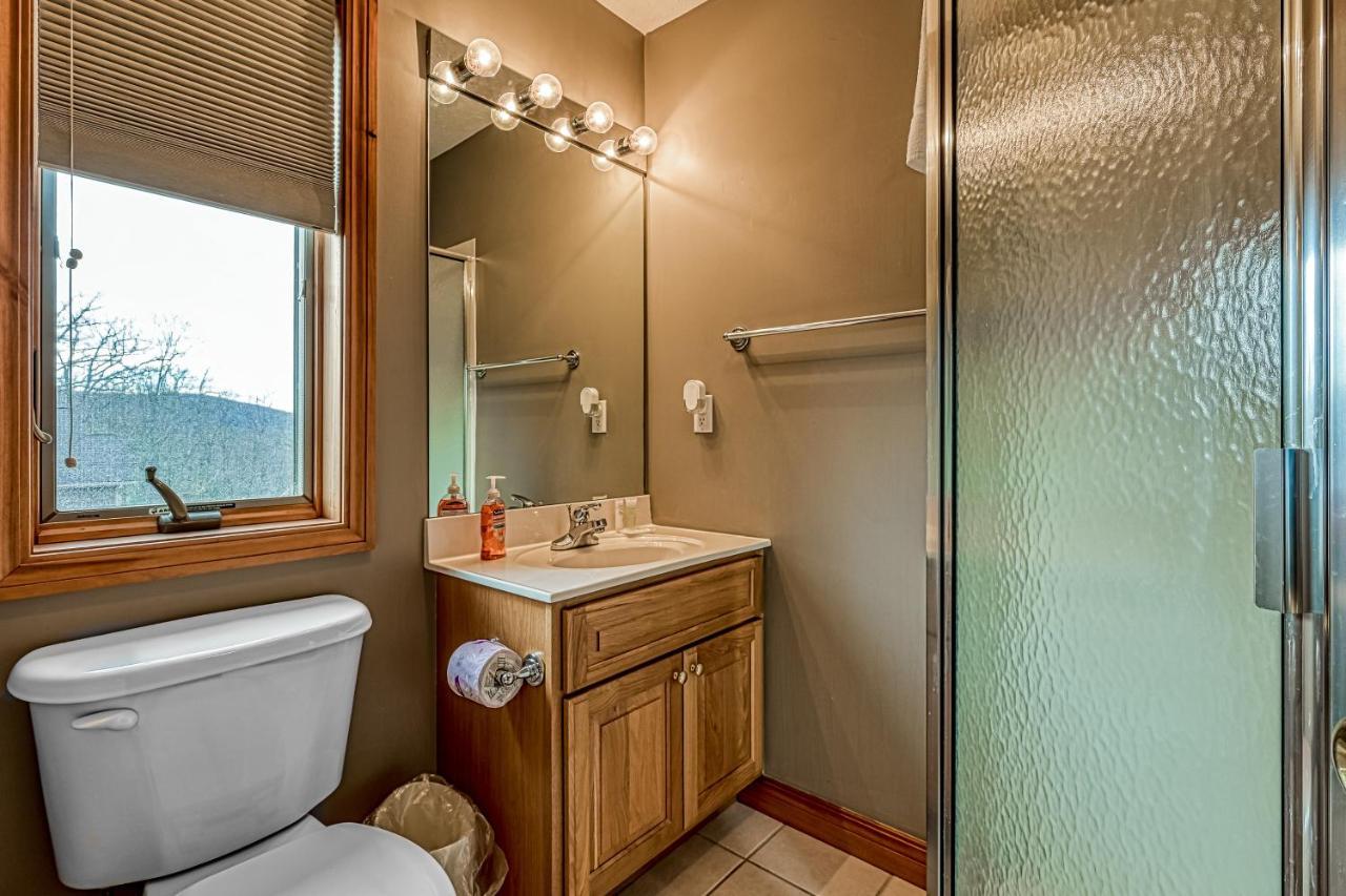 Roze Creek Villa МакХенри Екстериор снимка